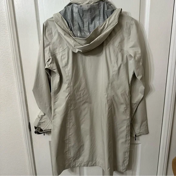 Marmot women's MemBrain® long rain jacket, M - Picture 6 of 7